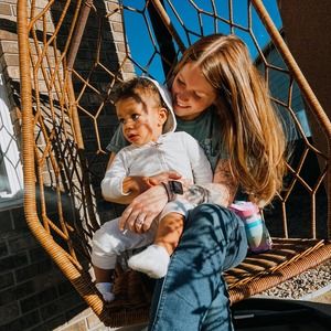 Meet your Posher, Abigail